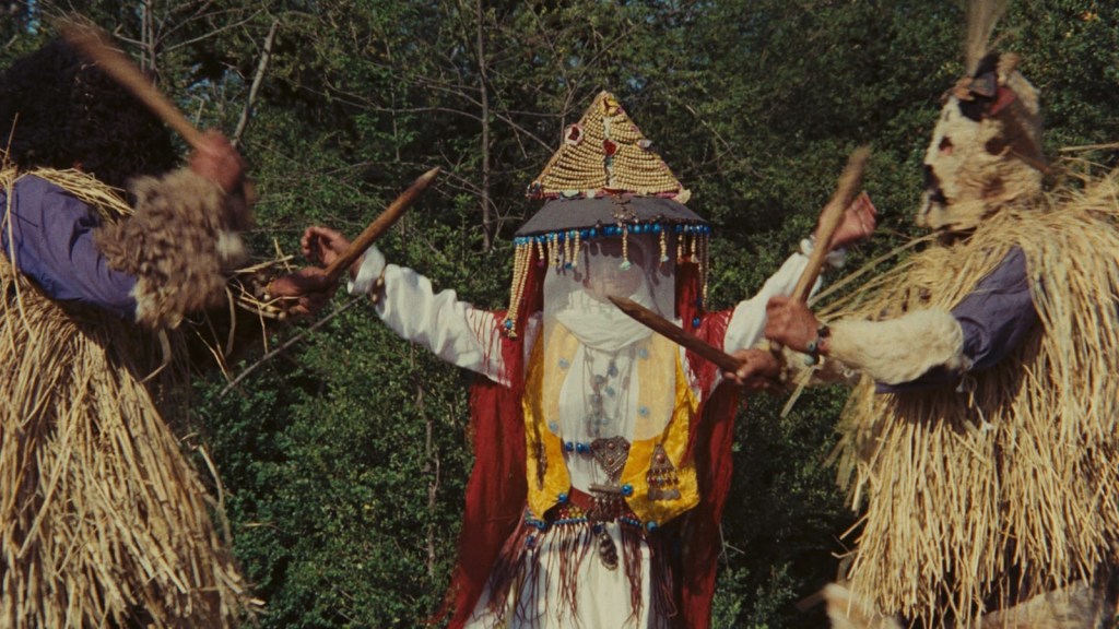 The Stranger and the Fog (Gharibeh va meh, 1974), directed by Bahram Beyzaie